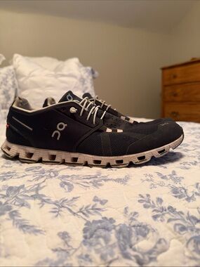 On Running Men's Cloud Sneakers - Navy with White Sole